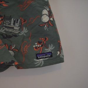 Men's patterned Patagonia shorts